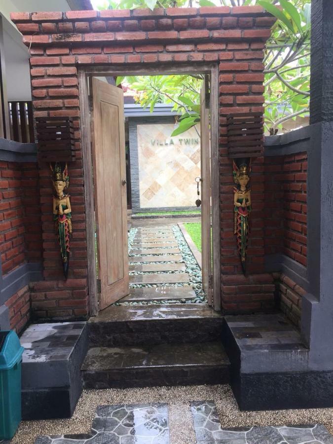 Villa Twin Lovina מראה חיצוני תמונה